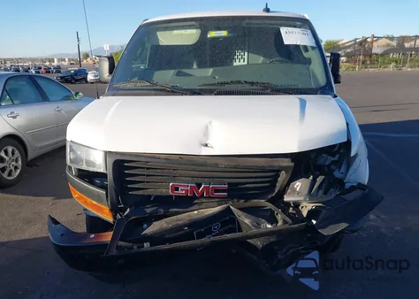 2024 GMC Savana Cargo Rwd 2500 Regular Wheelbase Work Van z USA, uszkodzony, nr VIN 1GTW7AF71R1104004